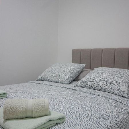 Apartman Toni Rogoznica  Exteriör bild